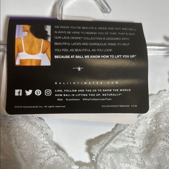 Bali White Lace Underwire Bra - Picture 4 of 5